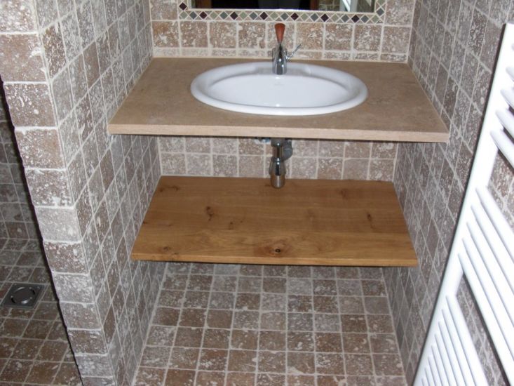 Vasque encastrée sur pierre